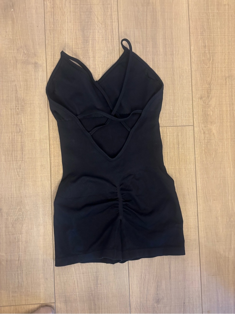 Mini Beast Workout romper - Picture 2 of 2